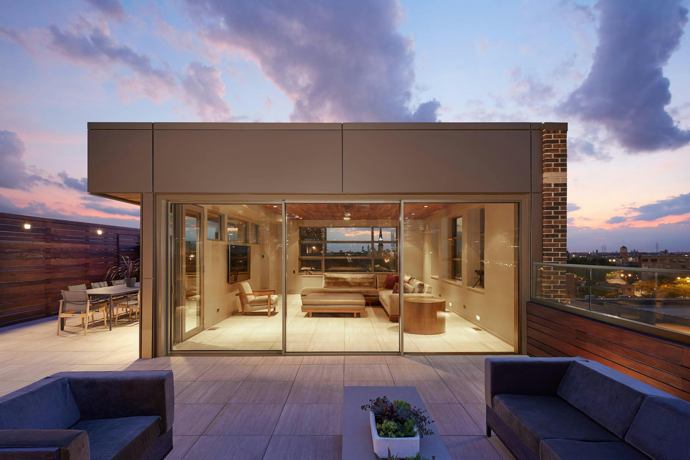 minimal-framed-sliding-system-cero-on-rooftop