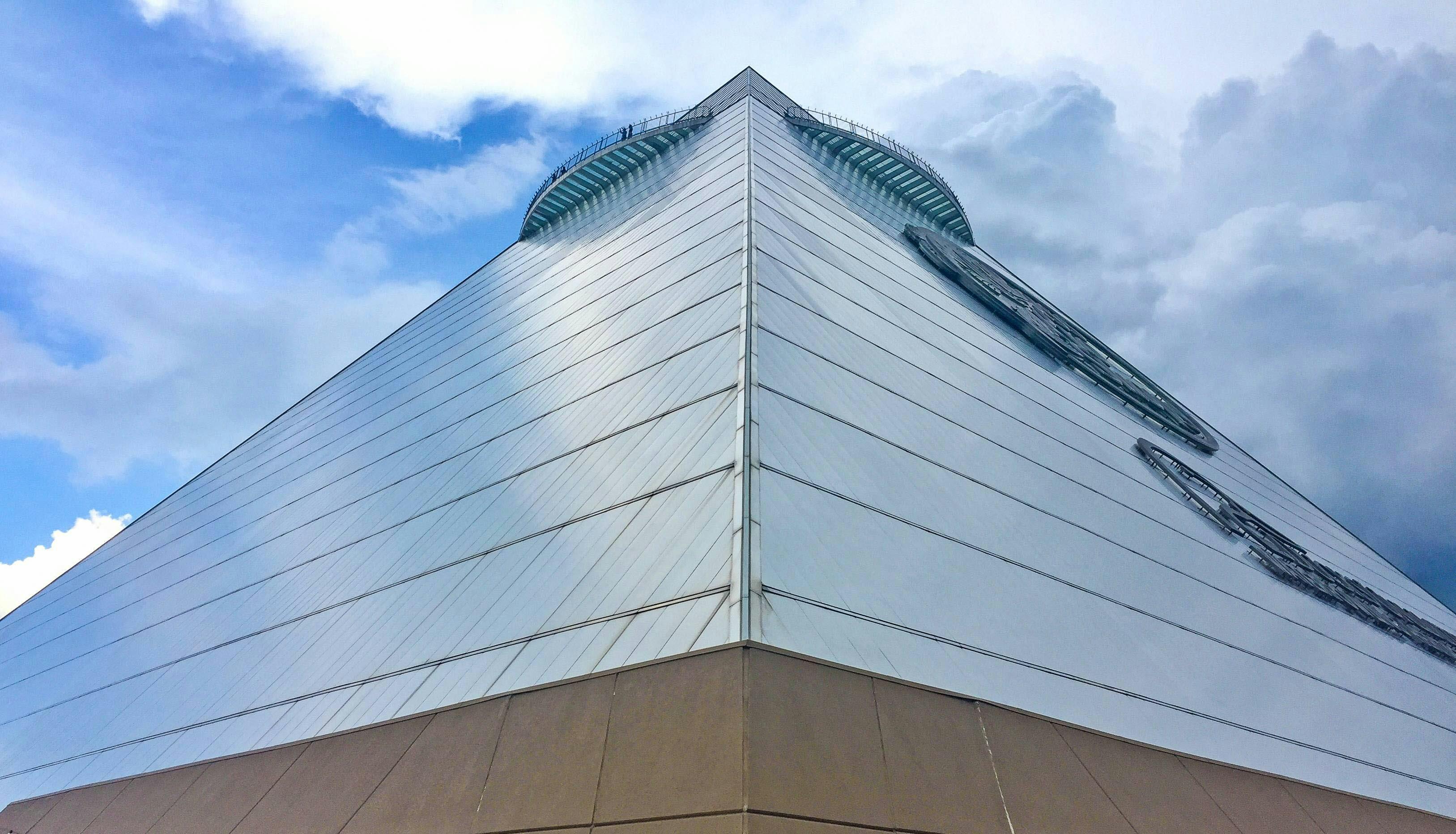 view--of-Memphis-Pyramid-observation-decks-from-below