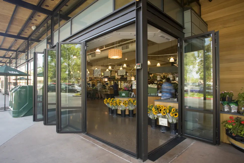 Why Durable Aluminum Glass Entry Doors are Great for Commercial Use