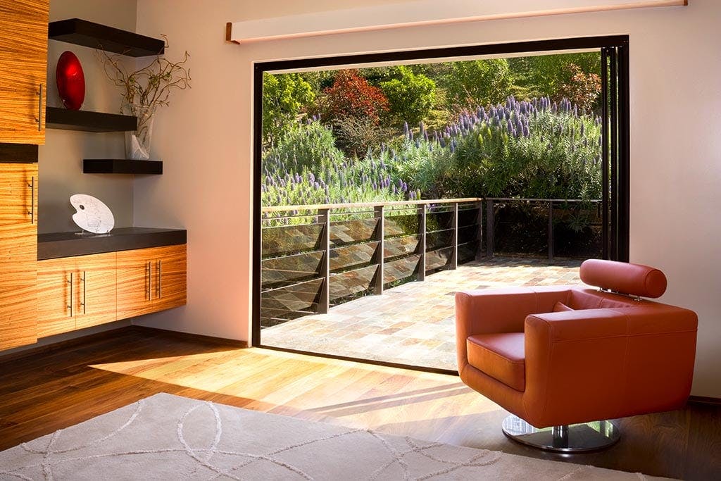 There-are-alternatives-to-the-traditional-sliding-glass-patio-door
