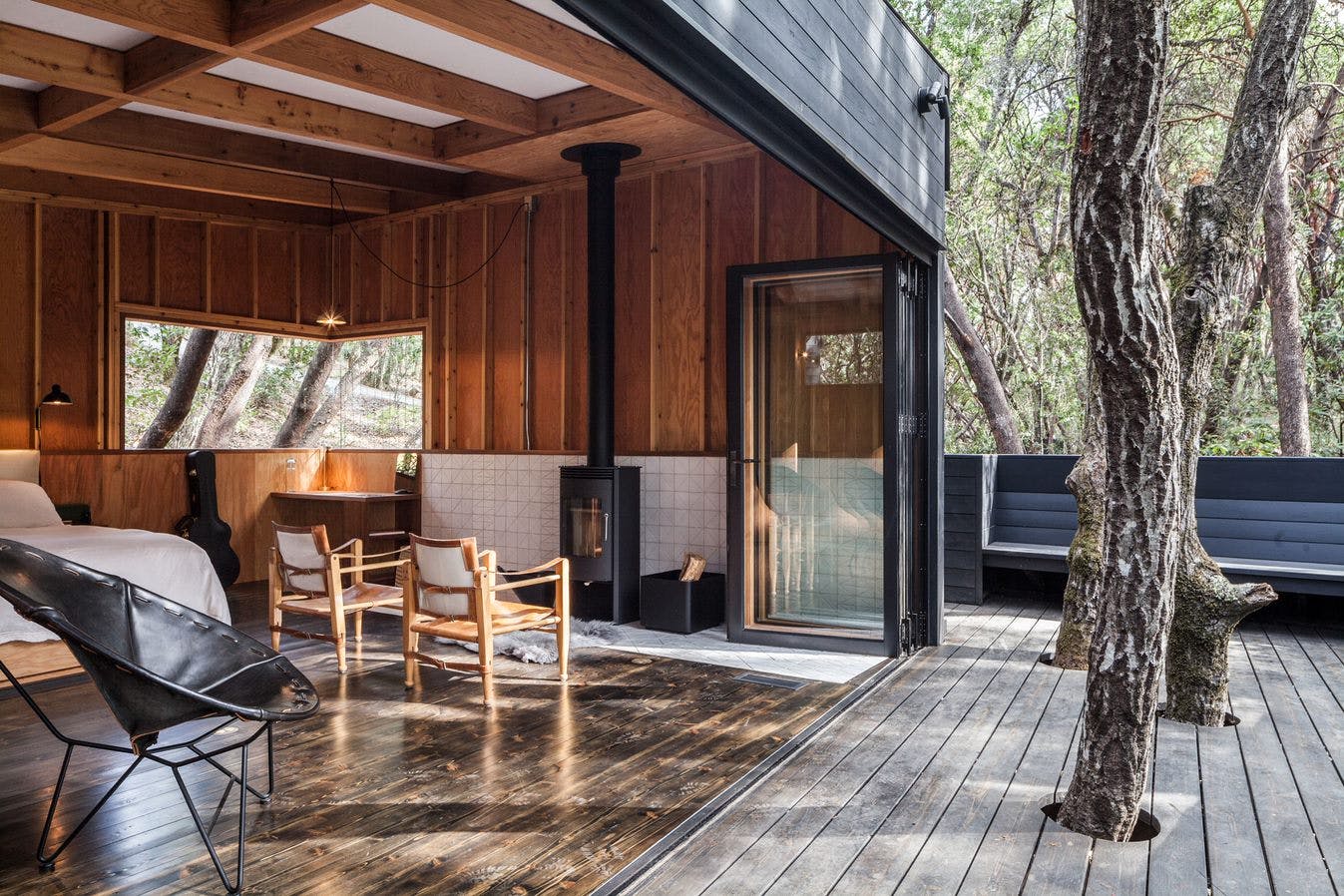 The Forest house is the epitome of a modern cabin design. 