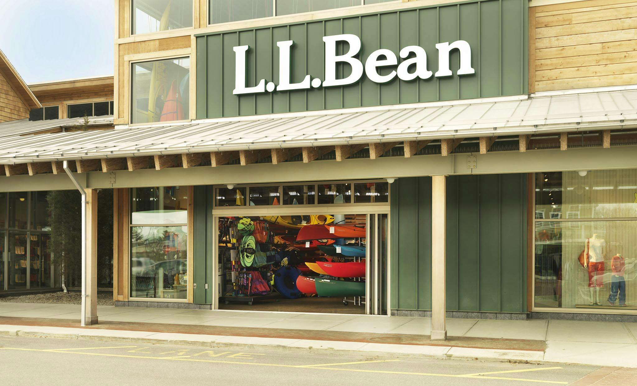 stores that sell ll bean near me