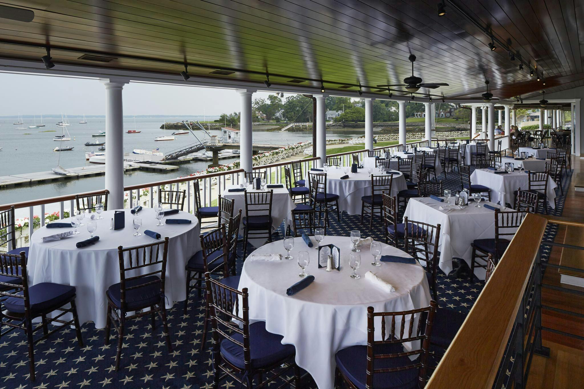 larchmont yacht club restaurant