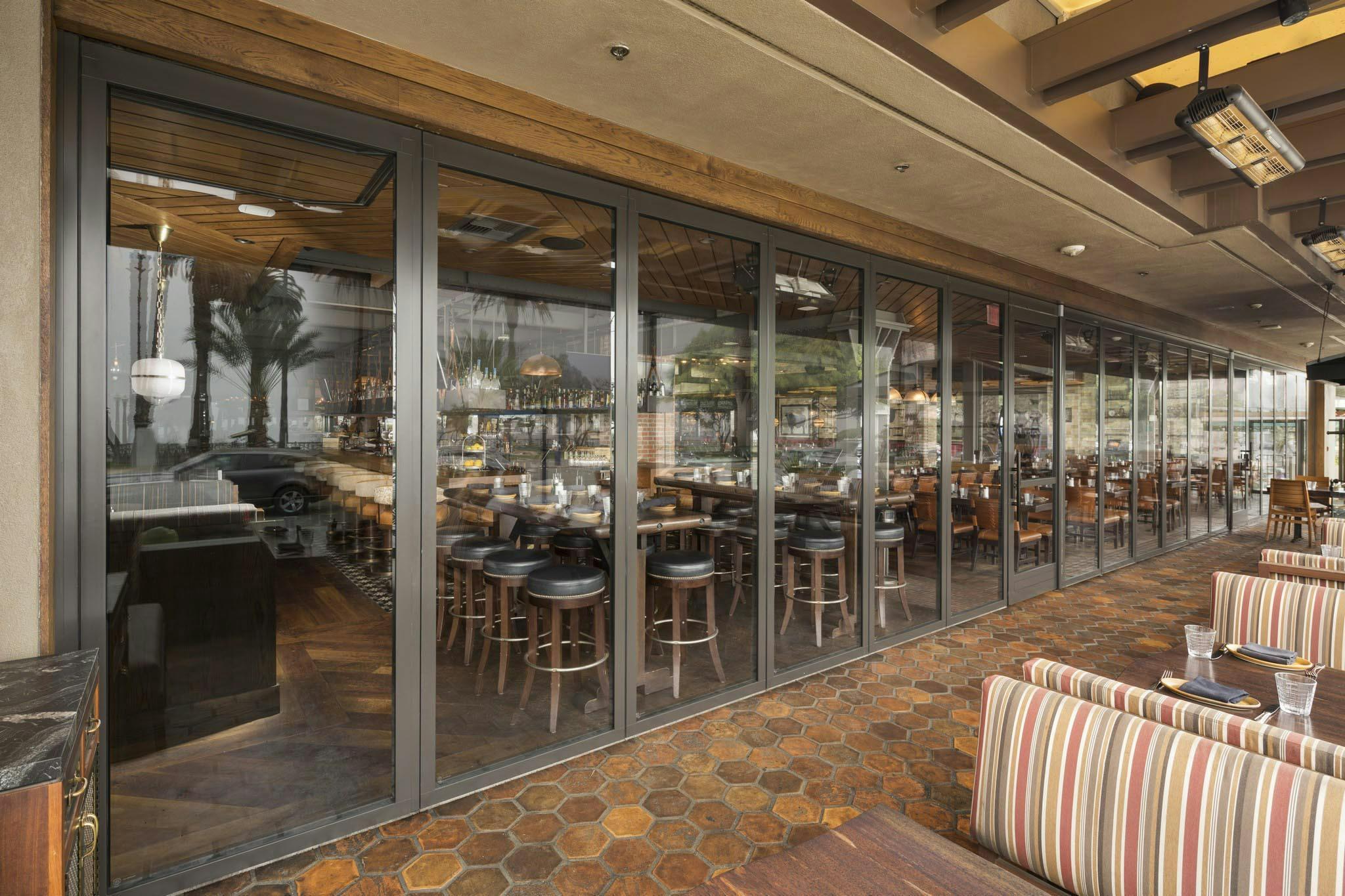 Meat on Ocean Photo Gallery NanaWall