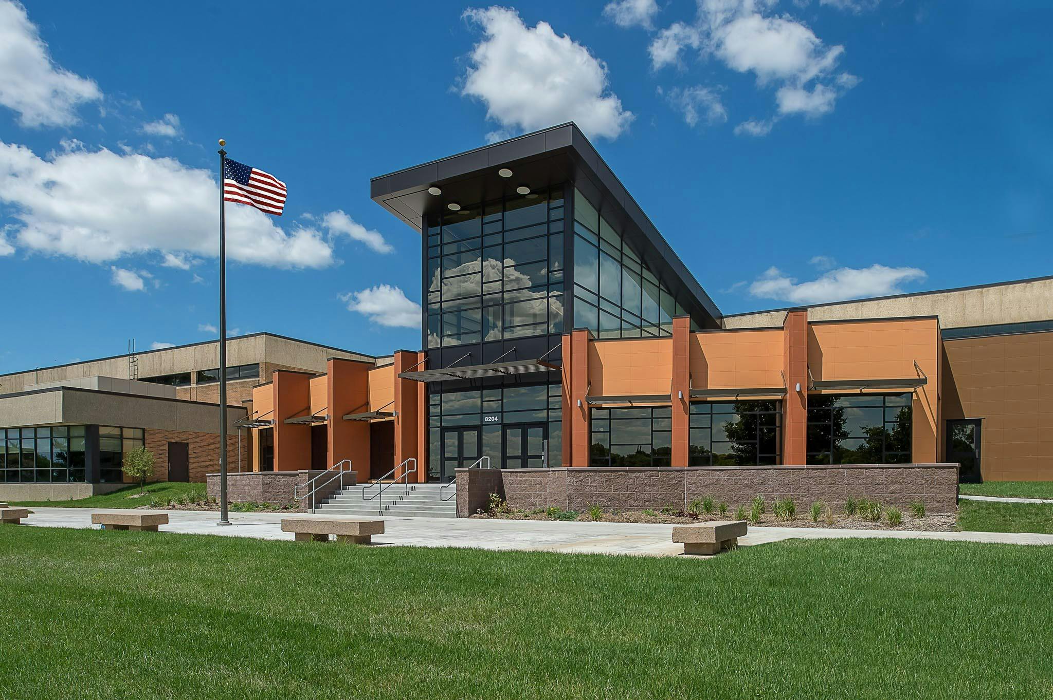 Omaha Northwest High Magnet School Photo Gallery | NanaWall